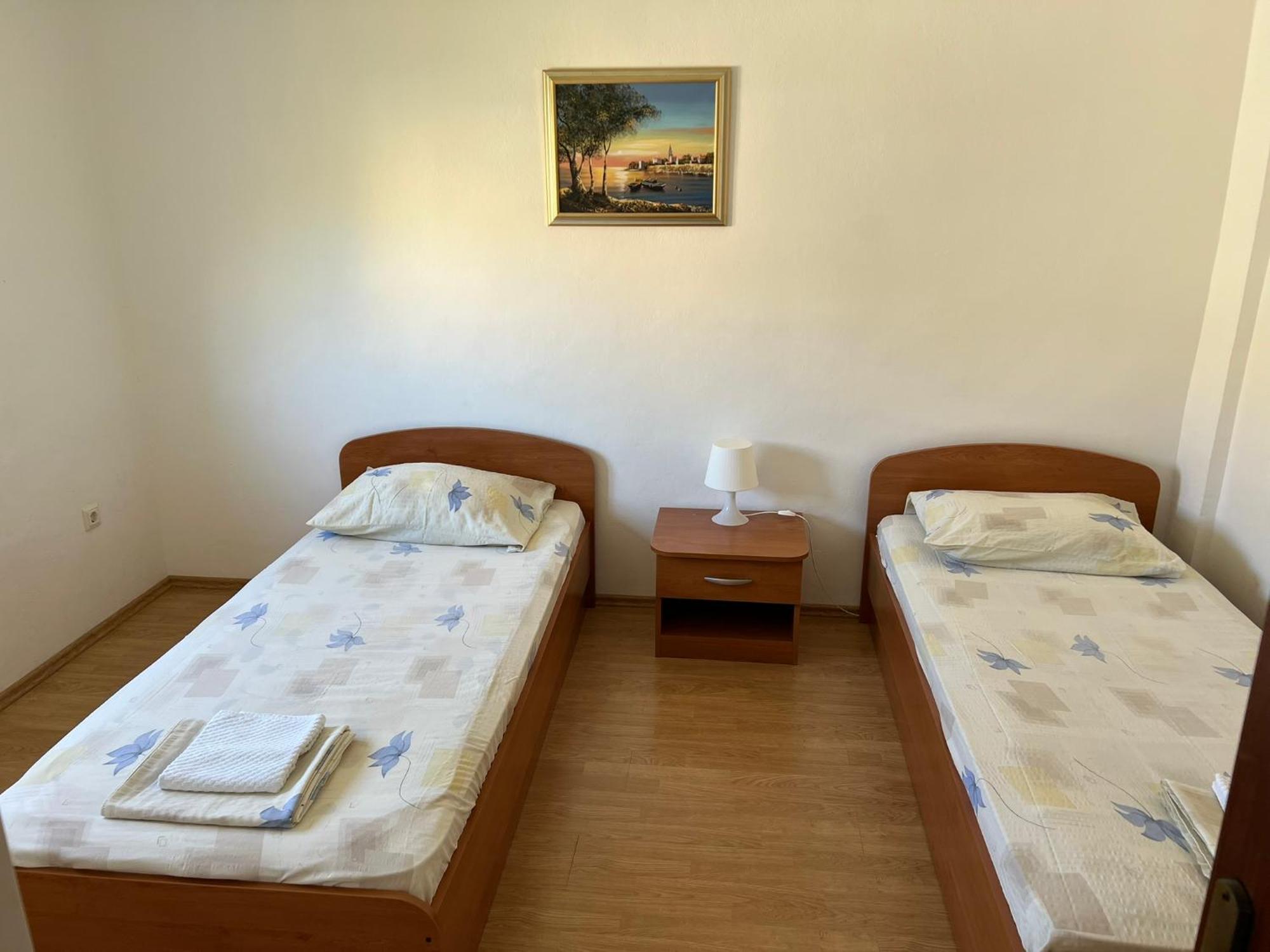 Apartments Jita Примоштен Экстерьер фото