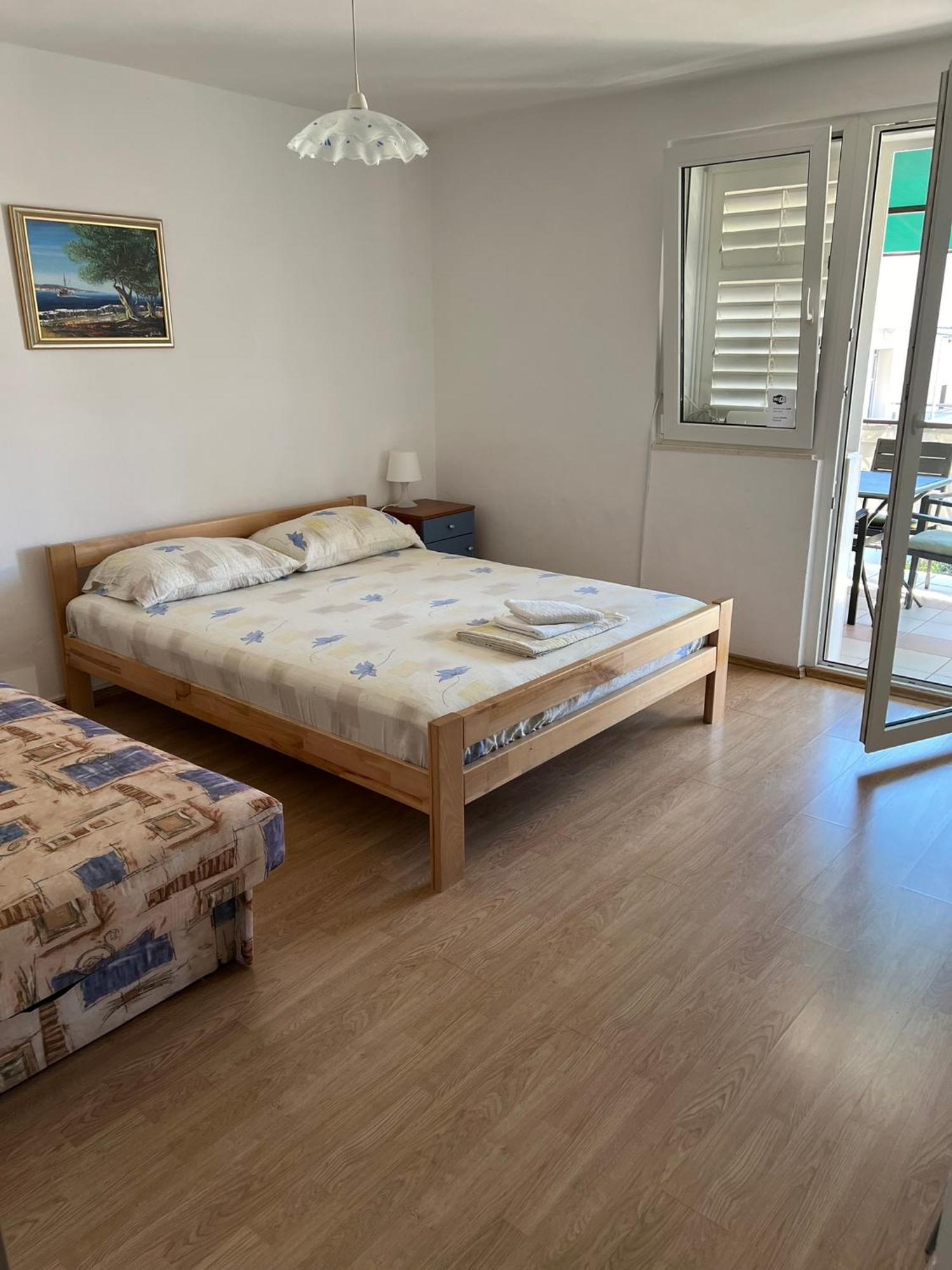 Apartments Jita Примоштен Экстерьер фото